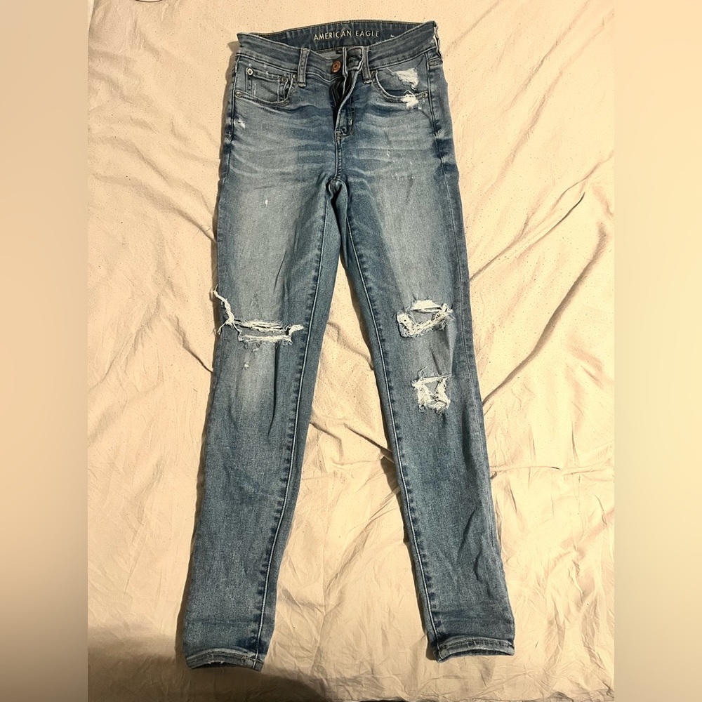 American Eagle Outfitters Light Blue Distressed Hi Rise Jegging